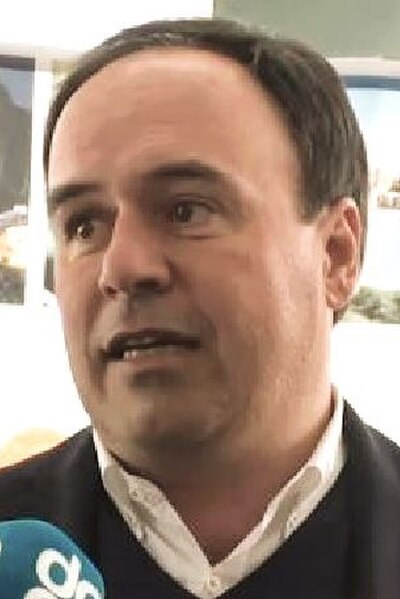 Retrato editorial de Juanfran Pérez Llorca.